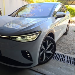 Exceptionnelle Volkswagen ID.5 GTX 299 CV de 2022, 50 000 km, équipée du kit montagne– toutes options