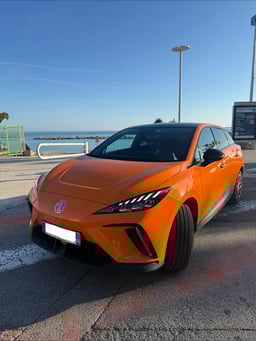 MG4 Electric Luxury 77 kWh autonomie étendu 245 CH